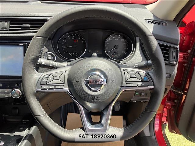 Nissan X-TRAIL 2018-09 8355941-16