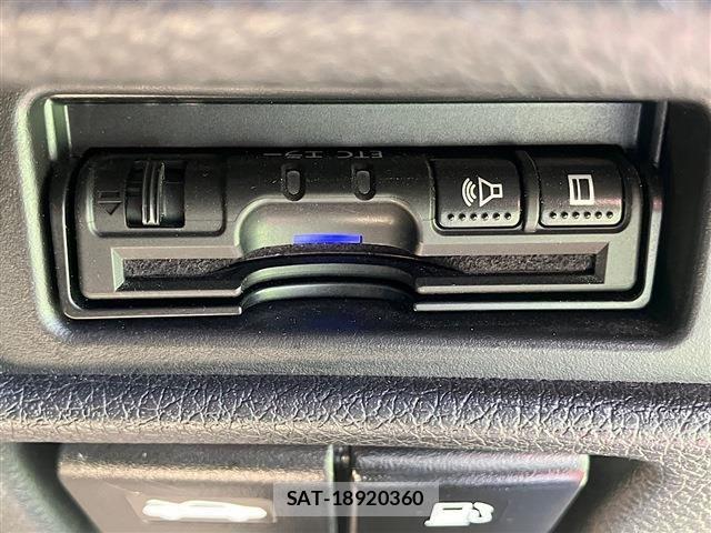 Nissan X-TRAIL 2018-09 8355941-26