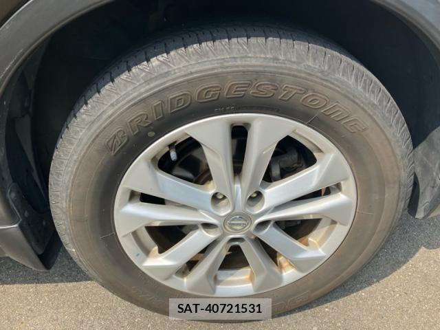 Nissan X-TRAIL 2014-06 8355944-6