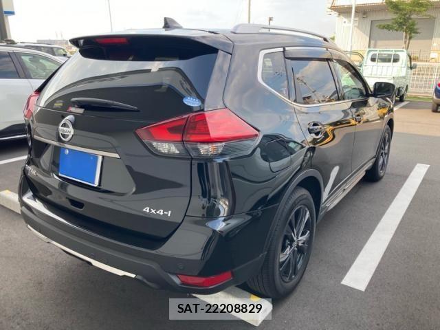 Nissan X-TRAIL 2021-09 8355938-3