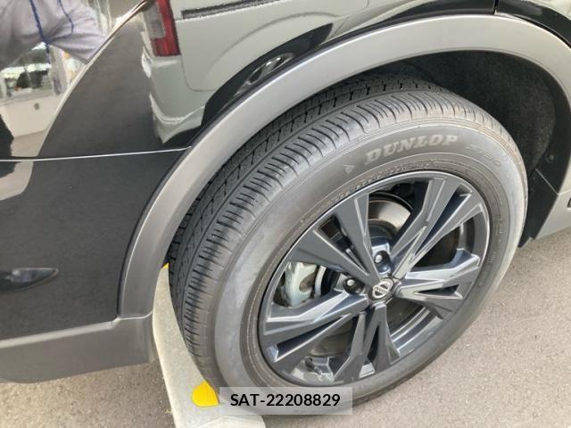 Nissan X-TRAIL 2021-09 8355938-6