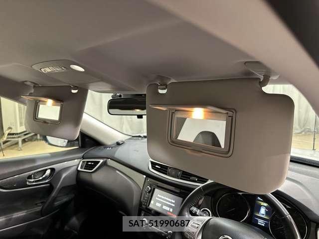 Nissan X-TRAIL 2016-08 8355940-23