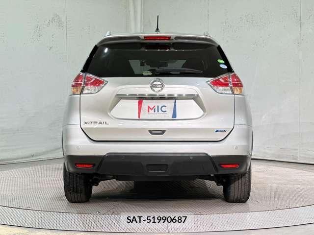 Nissan X-TRAIL 2016-08 8355940-4