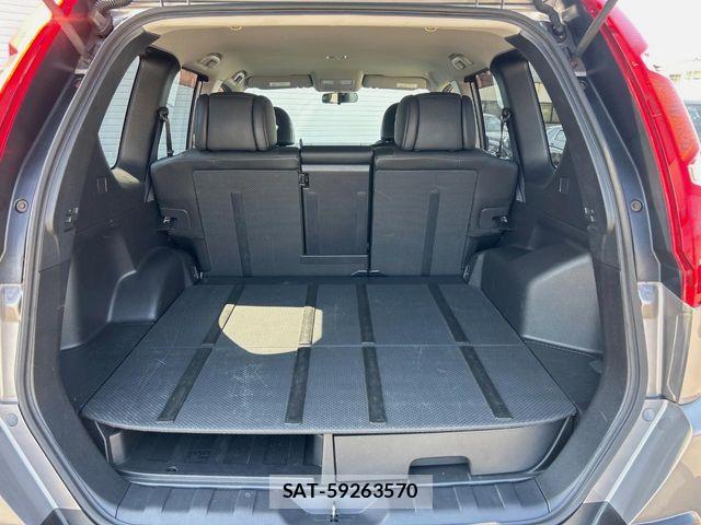Nissan X-TRAIL 2010-03 8355945-12