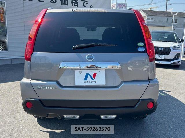 Nissan X-TRAIL 2010-03 8355945-15