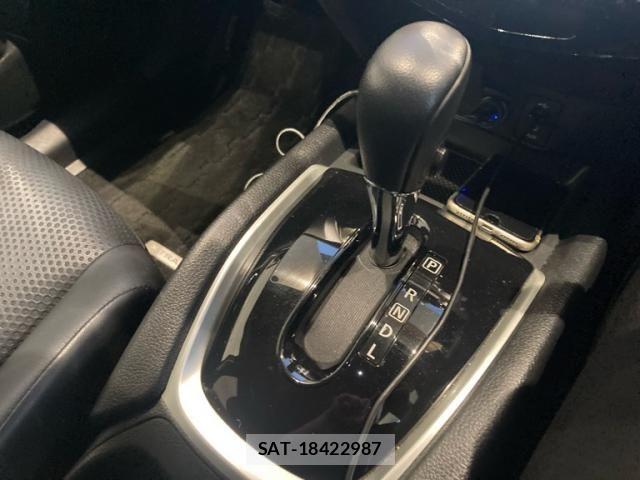 Nissan X-TRAIL 2015-02 8355939-17