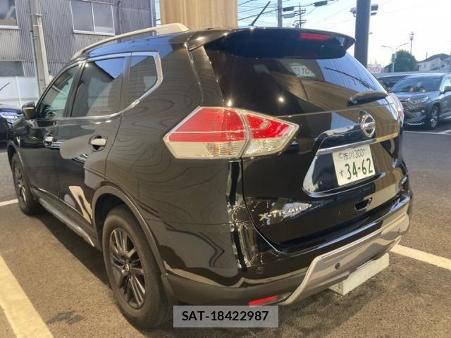 Nissan X-TRAIL 2015-02 8355939-4