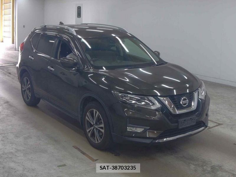 Nissan X-TRAIL 2019-02 8232530-0