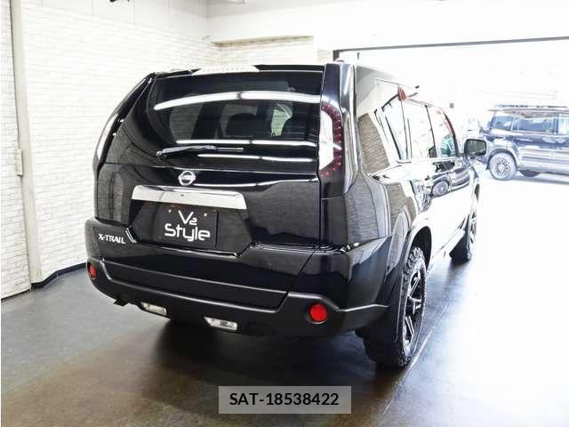 Nissan X-TRAIL 2011-10 8355943-15