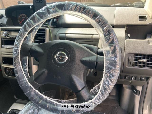 Nissan X-TRAIL 2006-09 8369954-12