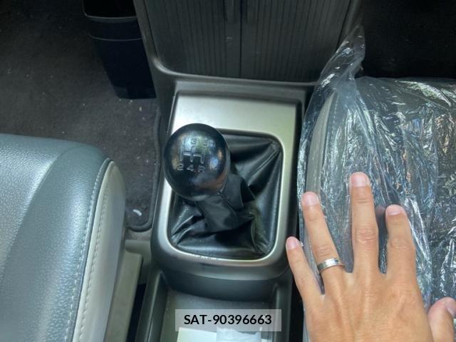 Nissan X-TRAIL 2006-09 8369954-17