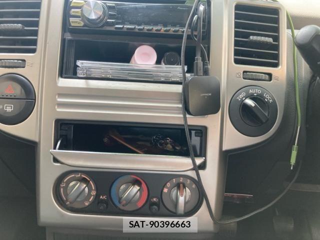 Nissan X-TRAIL 2006-09 8369954-18