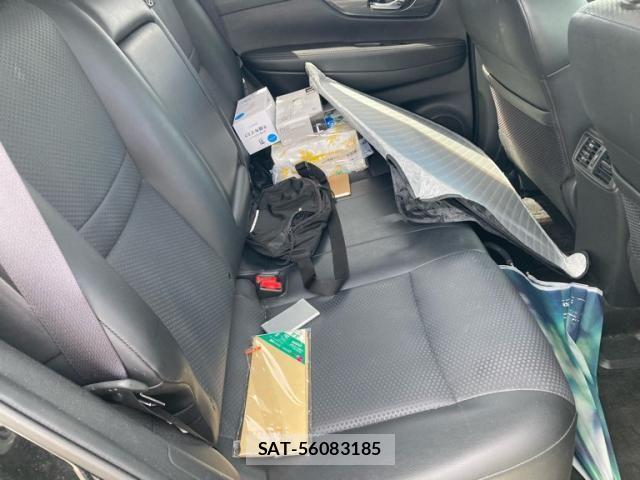 Nissan X-TRAIL 2016-10 8369944-13