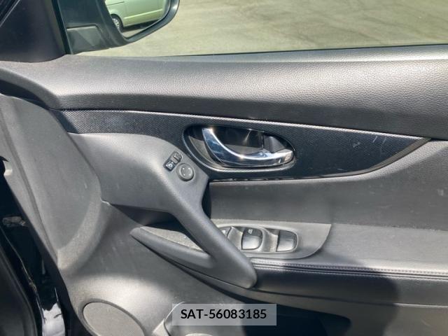 Nissan X-TRAIL 2016-10 8369944-15