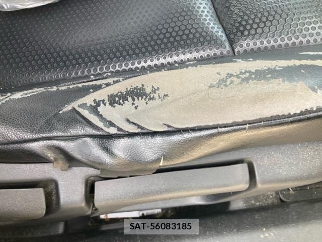 Nissan X-TRAIL 2016-10 8369944-16