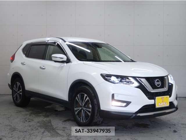 Nissan X-TRAIL 2018-09 8369935-10