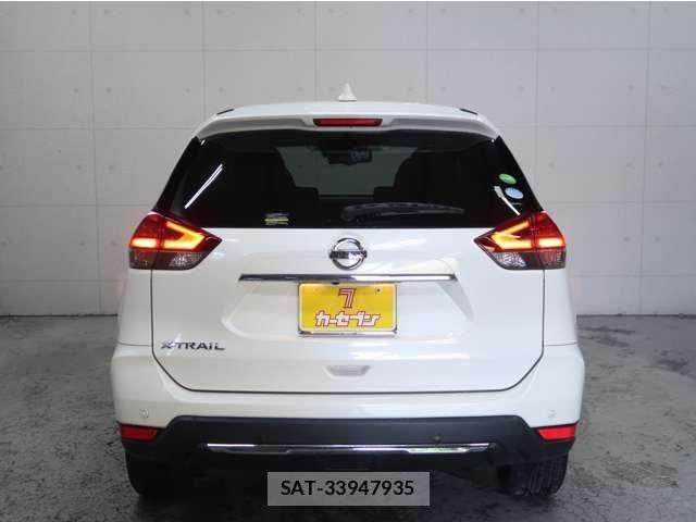 Nissan X-TRAIL 2018-09 8369935-16