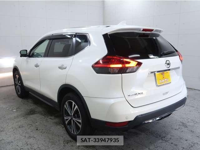 Nissan X-TRAIL 2018-09 8369935-17