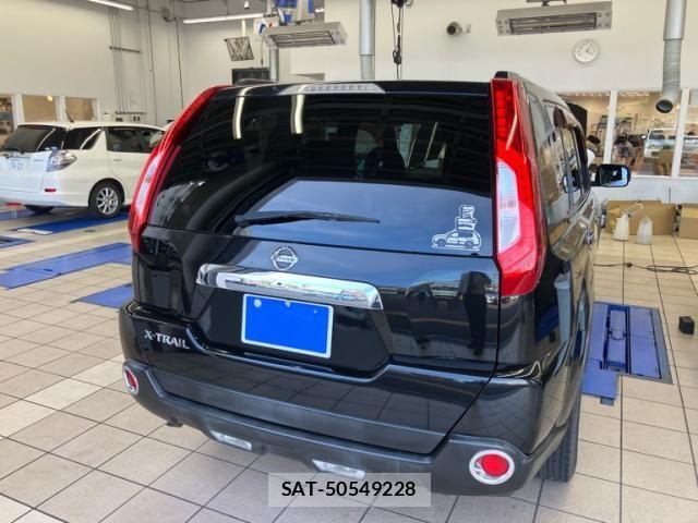 Nissan X-TRAIL 2011-02 8369942-0