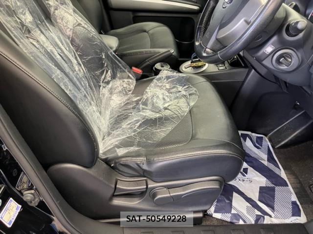 Nissan X-TRAIL 2011-02 8369942-9