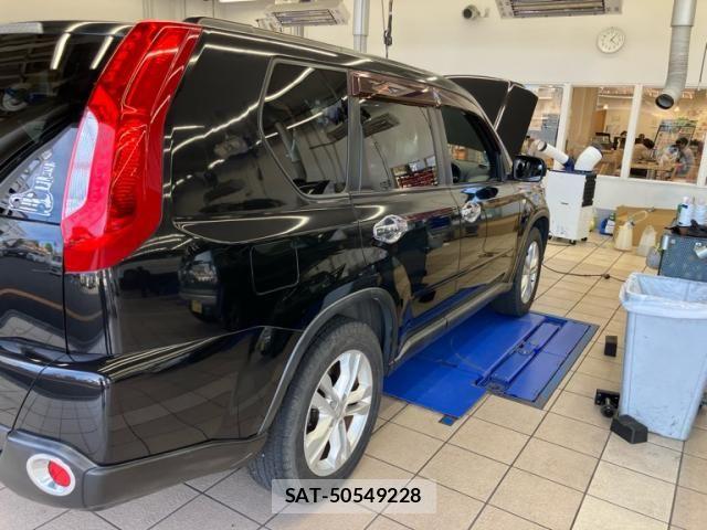 Nissan X-TRAIL 2011-02 8369942-1