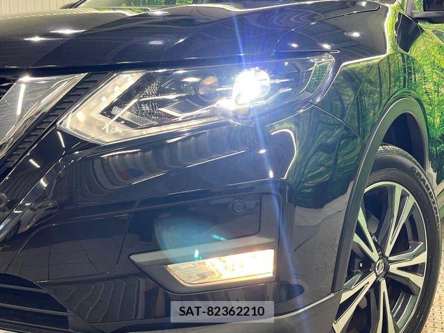 Nissan X-TRAIL 2018-02 8369932-12
