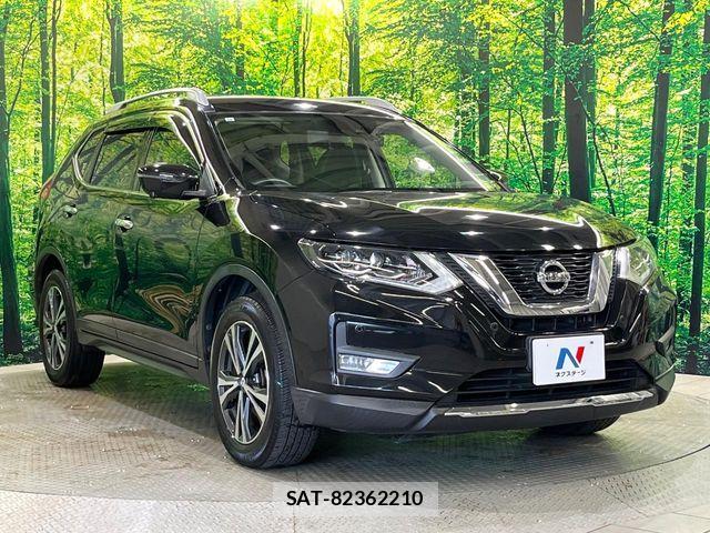 Nissan X-TRAIL 2018-02 8369932-16