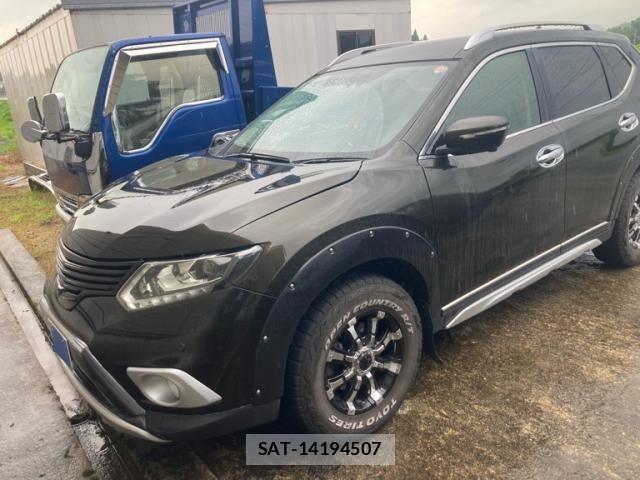 Nissan X-TRAIL 2014-02 8369947-1