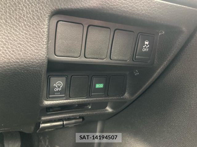 Nissan X-TRAIL 2014-02 8369947-20
