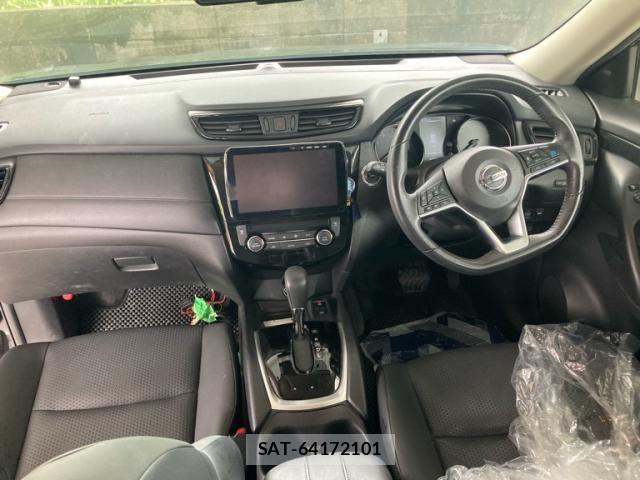 Nissan X-TRAIL 2018-02 8369937-11