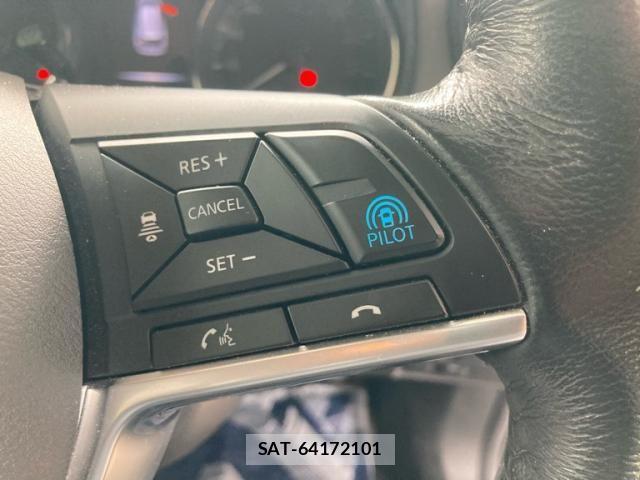 Nissan X-TRAIL 2018-02 8369937-12