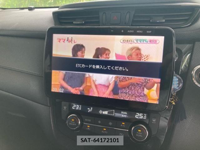 Nissan X-TRAIL 2018-02 8369937-15