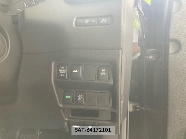 Nissan X-TRAIL 2018-02 8369937-23