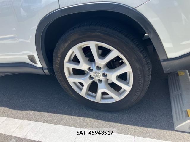 Nissan X-TRAIL 2010-07 8369945-6