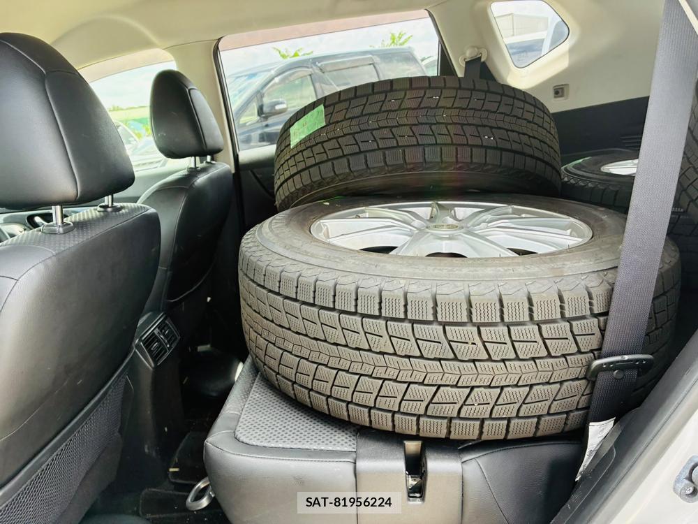 Nissan X-TRAIL 2019-07 8311388-9