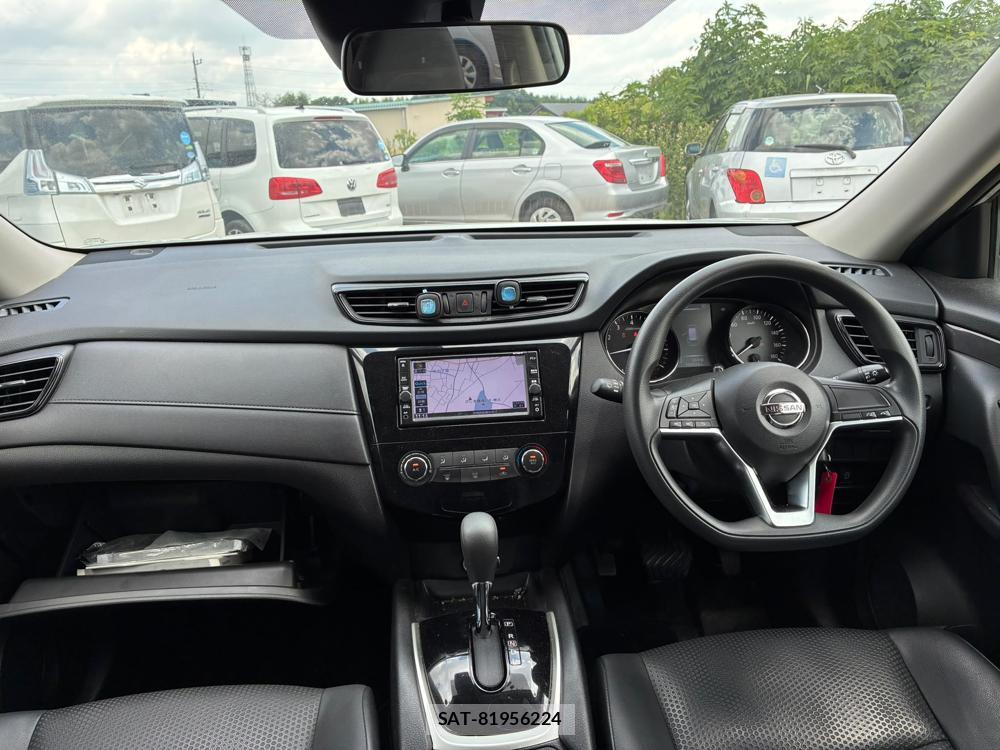 Nissan X-TRAIL 2019-07 8311388-12