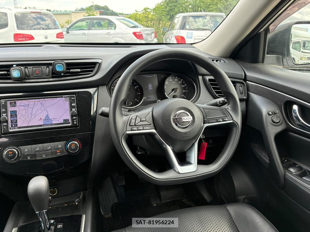 Nissan X-TRAIL 2019-07 8311388-13