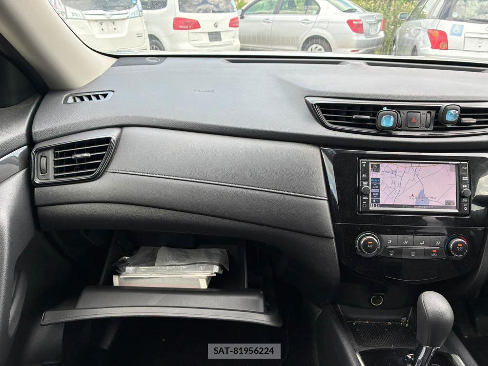 Nissan X-TRAIL 2019-07 8311388-18