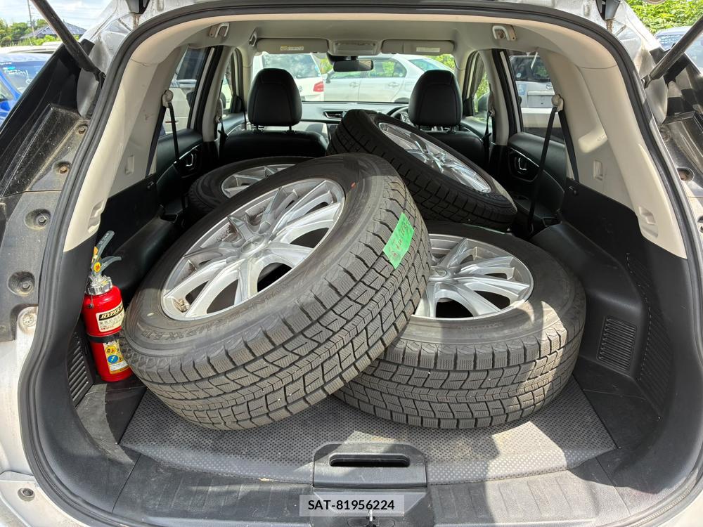 Nissan X-TRAIL 2019-07 8311388-27
