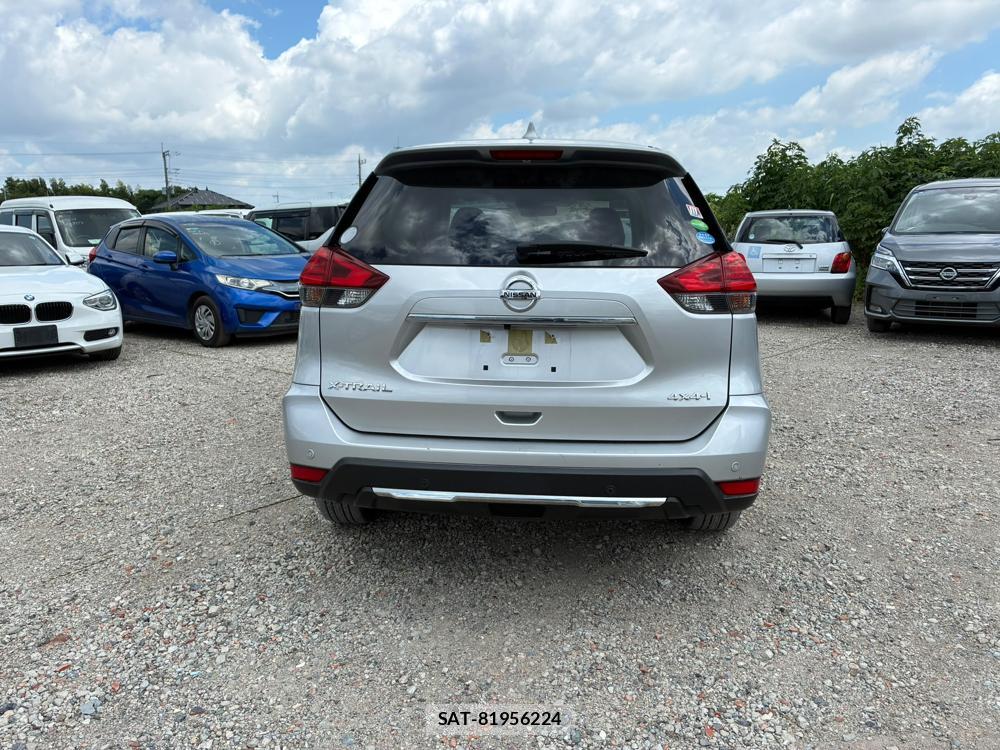 Nissan X-TRAIL 2019-07 8311388-3
