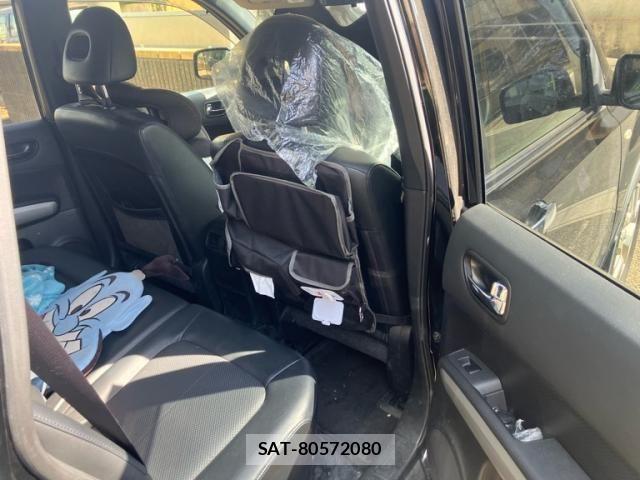 Nissan X-TRAIL 2013-10 8369949-11