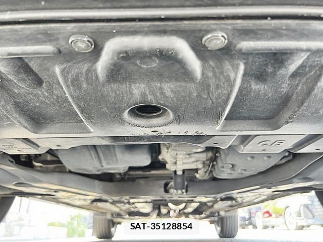 Nissan X-TRAIL 2017-09 8369936-13