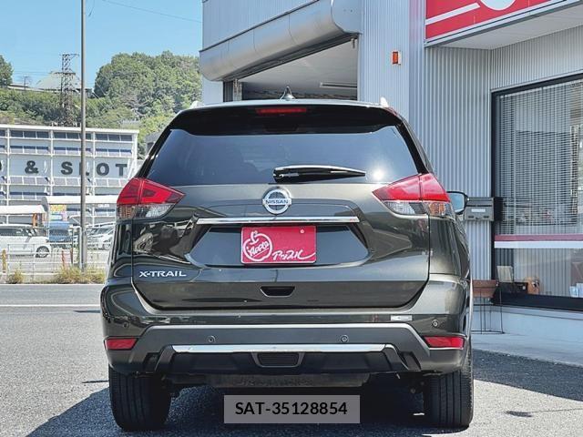 Nissan X-TRAIL 2017-09 8369936-4