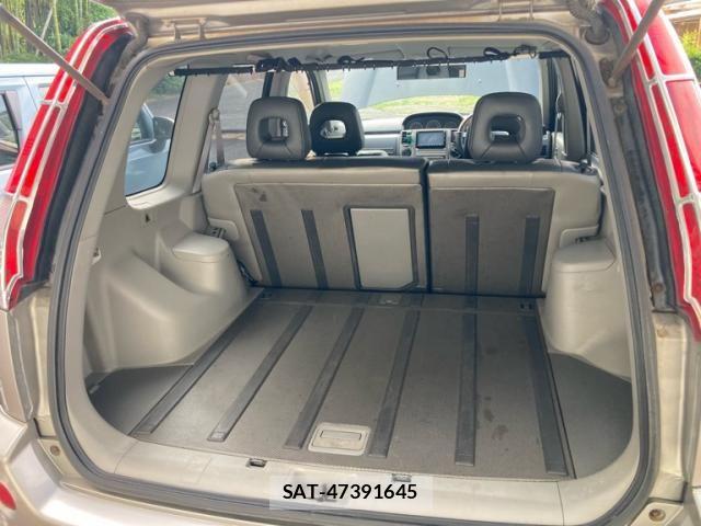 Nissan X-TRAIL 2005-07 8369953-12