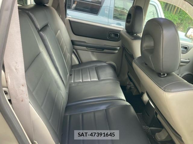 Nissan X-TRAIL 2005-07 8369953-15