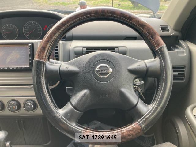 Nissan X-TRAIL 2005-07 8369953-17