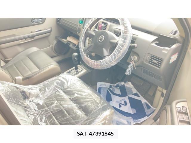 Nissan X-TRAIL 2005-07 8369953-24