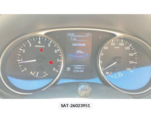 Nissan X-TRAIL 2016-03 8369943-19