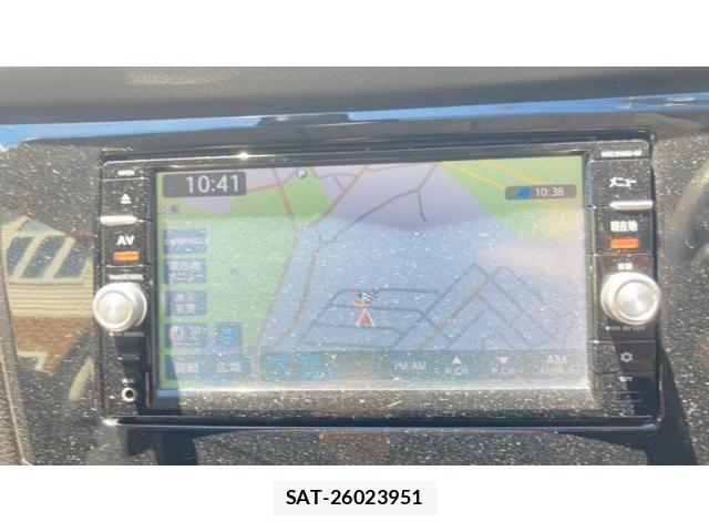Nissan X-TRAIL 2016-03 8369943-21