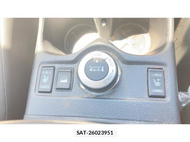 Nissan X-TRAIL 2016-03 8369943-23